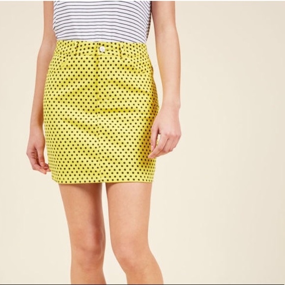 ModCloth yellow polka dot skirt NWOT - Picture 1 of 4
